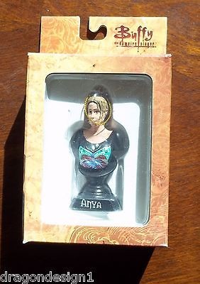 BUFFY THE VAMPIRE SLAYER ORNAMENT. ANYA