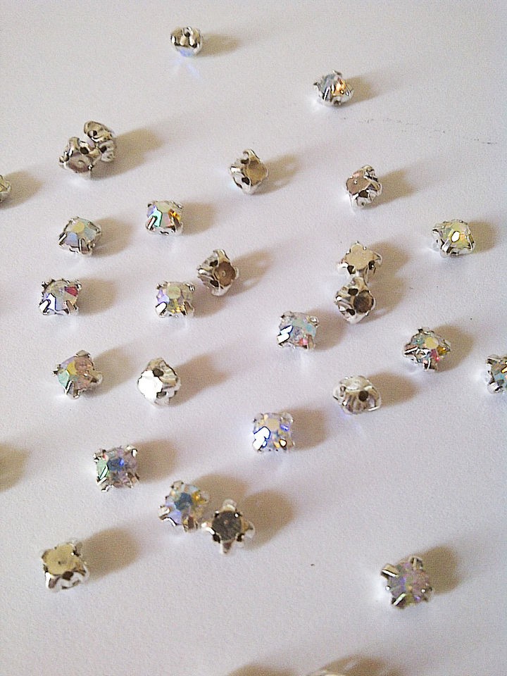 CLEAR SEW STITCH ON LOOSE CRYSTAL RHINESTONE DIAMOND BEAD   Finding 