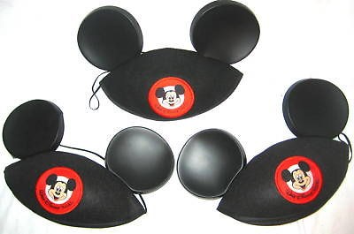 MICKEY MOUSE CLASSIC BLACK EARS  HATS DISNEY WORLD $$  beanie 