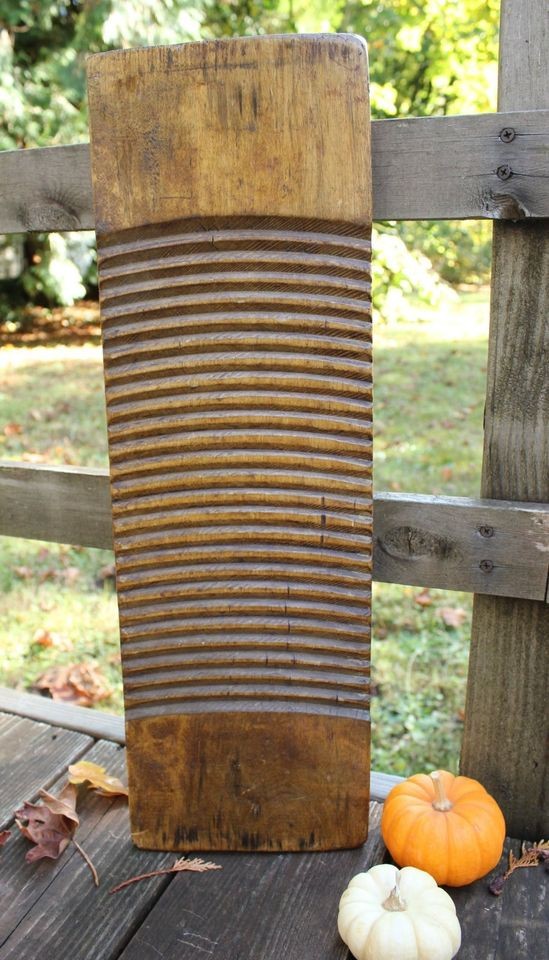   Primitive 19th C Carved Wood Country Washboard Woodenware Scrub Board