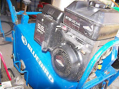 2005 bluebird yard lawn walk behind gas power aerator 5.5 briggs 