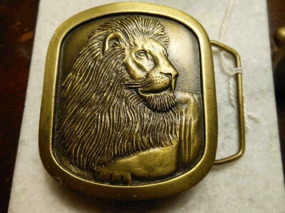 brass lion belt buckle