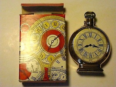 COLLECTIBLE AVON BOTTLE DAYLIGHT SHAVING TIME FULL OF AVON LEATHER 