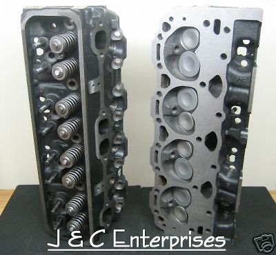 NEW PAIR 350 CHEVY VORTEC CYLINDER HEADS 96 up 906 062