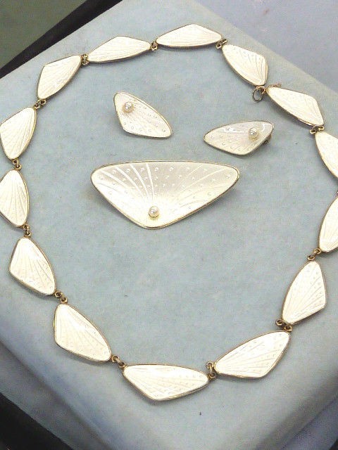 Norway sterling enamel w pearls shell pin 925s in heart necklace 