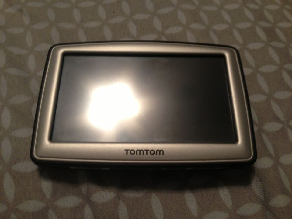 tomtom xl n14644 in GPS Units