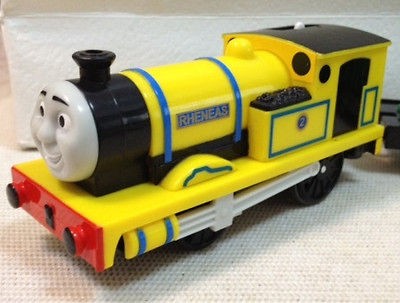 NEW TRACKMASTER THOMAS & FREINDS RHENEAS NEW COAT PAINT MOTORIZED LOCO 