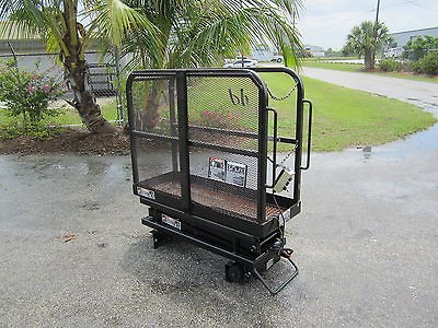 Toro Workman 07344 Model 8 Vertical Scissor Lift fits other Carts 