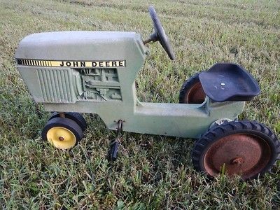 pedal tractor tractor