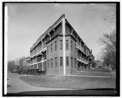 Woodward & Lothrop,warehouse