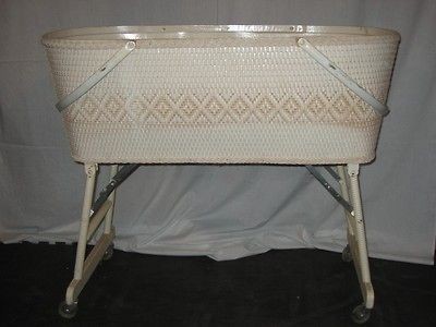 Vintage Wicker Basket Style Bassinet w/ Folding Wood Legs On Wheels 