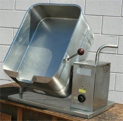 braising pan in Restaurant & Catering