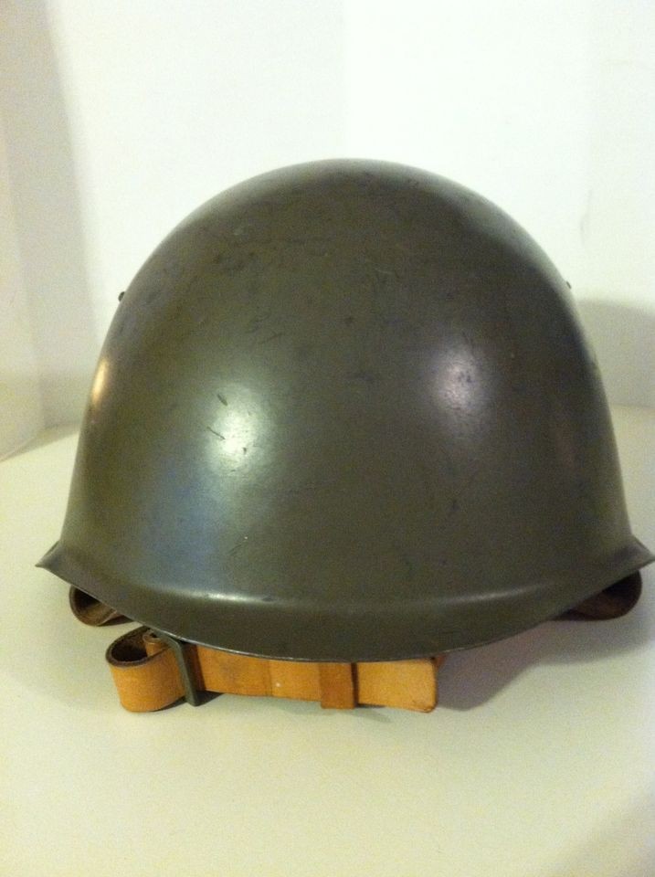 MILITARY ~ CZECH ARMY COMBAT HELMET ~ RUSSIAN HELMET