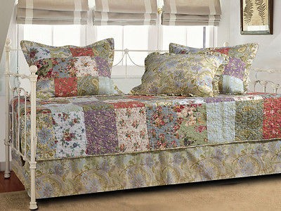 Pcs Floral Blooming Garden Daybed Quilted Cotton Set