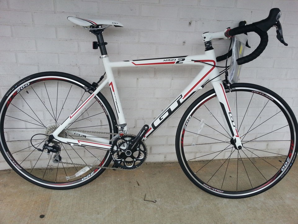 gt GTR 2.0 *2012* Road Bike STI Shifters *105* $480 OFf Retail