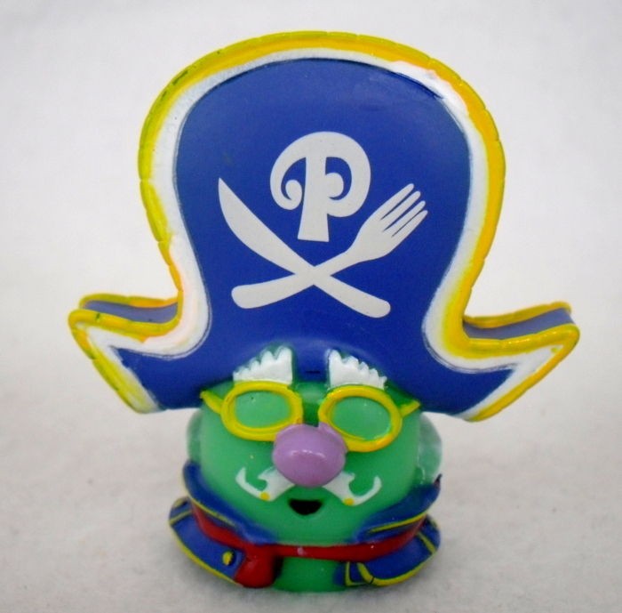 RARE Veggietales 2 Plastic Pirate Pea Figure 2007 Big Idea