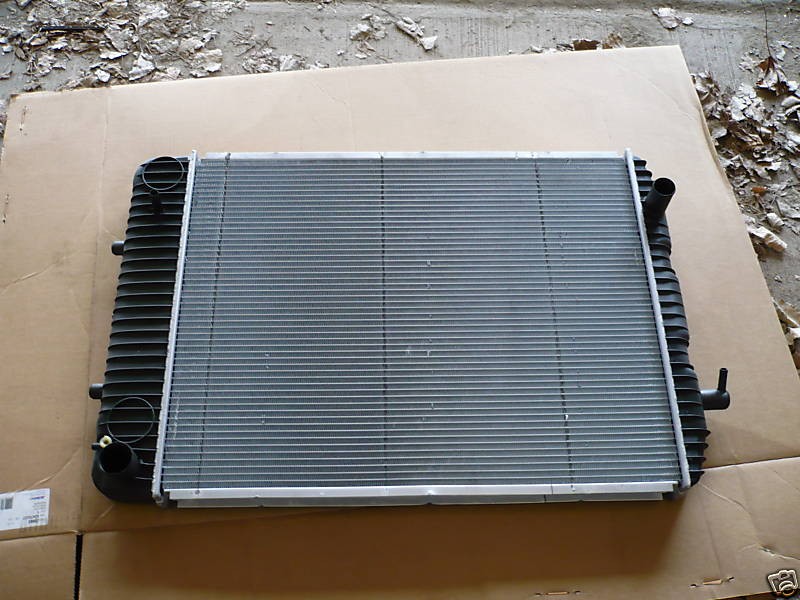 GMC/Isuzu 4500 Cab Over Radiator Manual Transmission