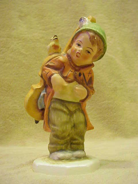 GERMANY HANDGEMALT FRIEDEL FIGURINE 5.5 TALL BASS INSTRUTMENT N BIRD