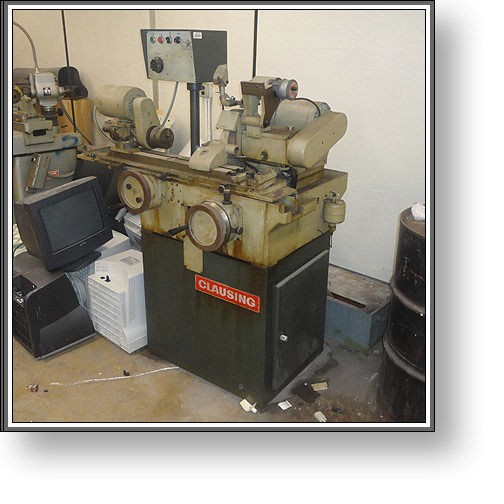 Clausing 4200 Hydraulic Cylindrical Grinder + Chuck