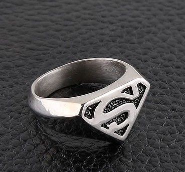 SMALLVILLE SUPERMAN 1 10 Clark Kent Costume Ring Size 7.5 BH084