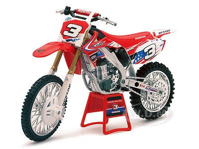   USA WINNER TEAM ANDREW SHORT DIRT BIKE 1/12 MOTORCYCLE NEW RAY 57377