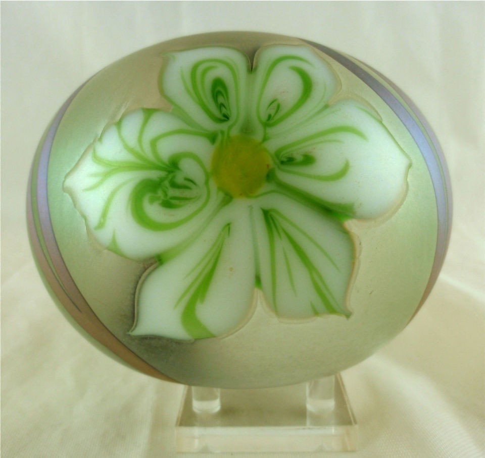 Lotton Studios Iridescent Dragon Lily Paperweight