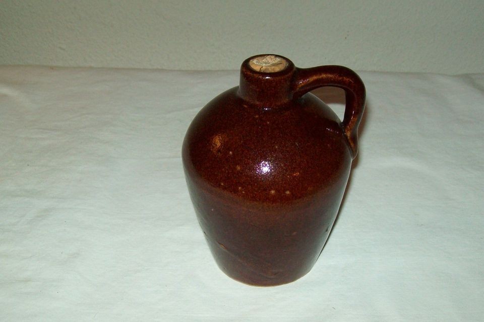 ROYCROFT SHOPS ILL BROWN JUG EAST AURORA NY. 1920S ERA ORIGINAL 