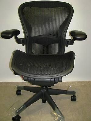 Aeron*Herma​n Miller*Chair​*BLACK*SizeB​*BRAND NEW WITH TAG 