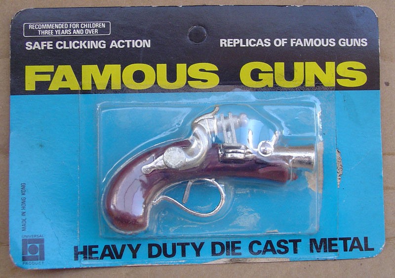 FLINTLOCK PISTOL   DIECAST TOY   Hong Kong VINTAGE