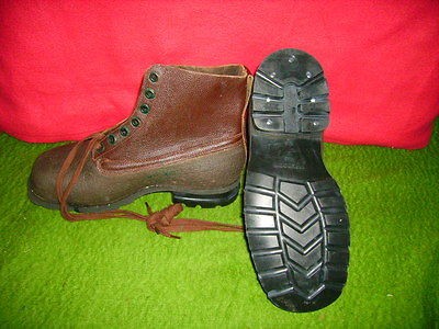 genuine swedish military mountain boots waterproof ful l hide location 