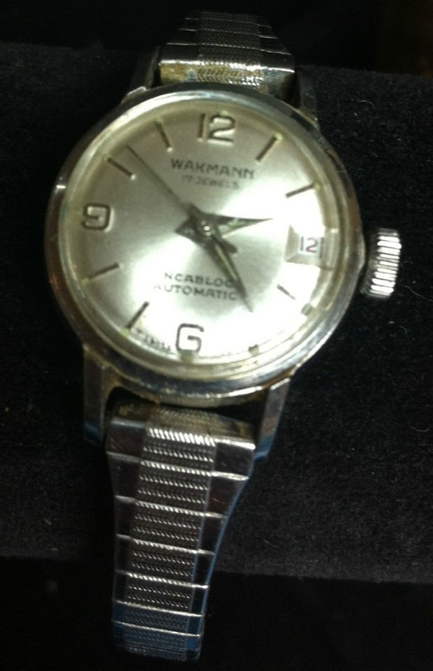 Womens Vintage Wakmann Incabloc Automatic 17 Jewels