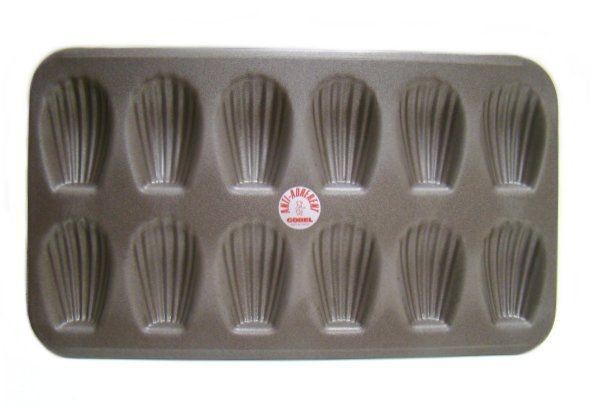 Non stick Madeleine Pan by Gobel Q710