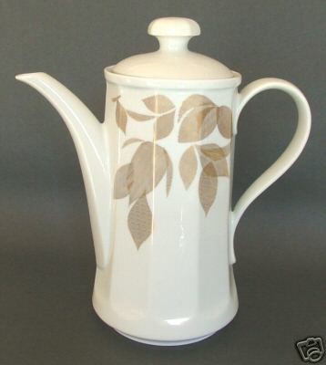 Kahla Rhapsodie Porcelain Coffee Pot w/ Lid Gold Leaves