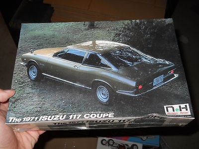 NOSTALGIC HEROES 1971 ISUZU 117 COUPE 1/24 Mountain Model KIT FS