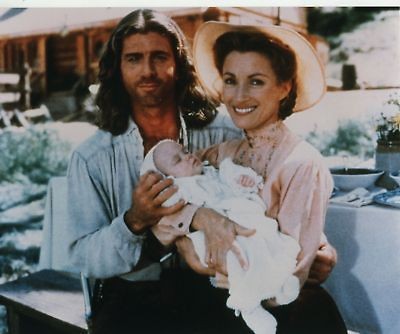 PHOTO D3672 Dr Quinn Jane Seymour Joe Lando