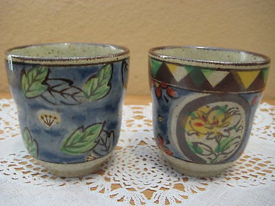 BEAUTIFUL SET OF 2 HAND PAINTED JAPANESE STONEWARE TEA CUPS, MARKED, 3 