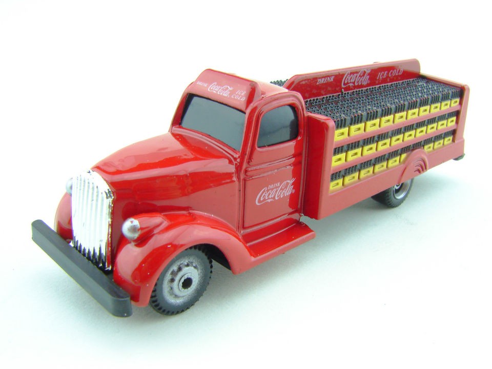 1938 Coca Cola Bottle Delivery Truck Red Diecast Model 187 HO Scale 