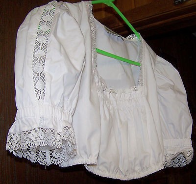 Blouse 1/4 Puffy Sleeves with lace   midriff style Handmade in Germany