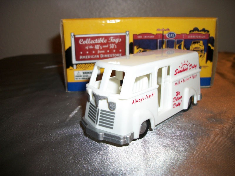   AMERICAN DIMESTORE CAR 4 TRAIN,GAS,SERV​ICE STATION MILK TRUCK