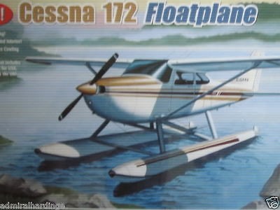 cessna 172 model kit in Aircraft (Non Military)