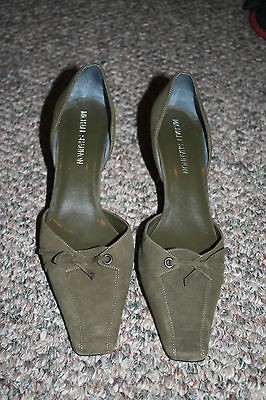 euc michael shannon kate olive green heels size 9 5m