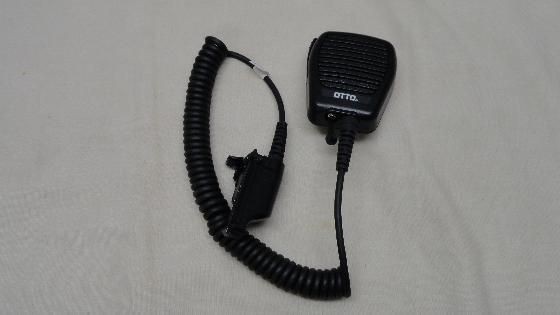 New Otto V2 L2JC11 Low Profile Speaker Microphone with Earphone Jack 