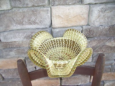 gullah sweetgrass stand baskets  