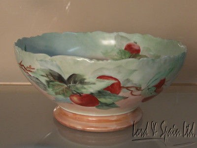 Pretty Tressemann & Vogt T & V Limoges Hand Painted 9 1/2 Punch Bowl 