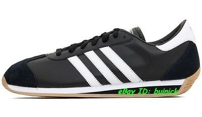 ADIDAS COUNTRY II Trainers Black White Leather Gum running rom new UK9 