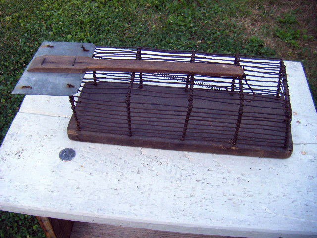 antique mouse trap genius simplicity Wire & wood design handemade 