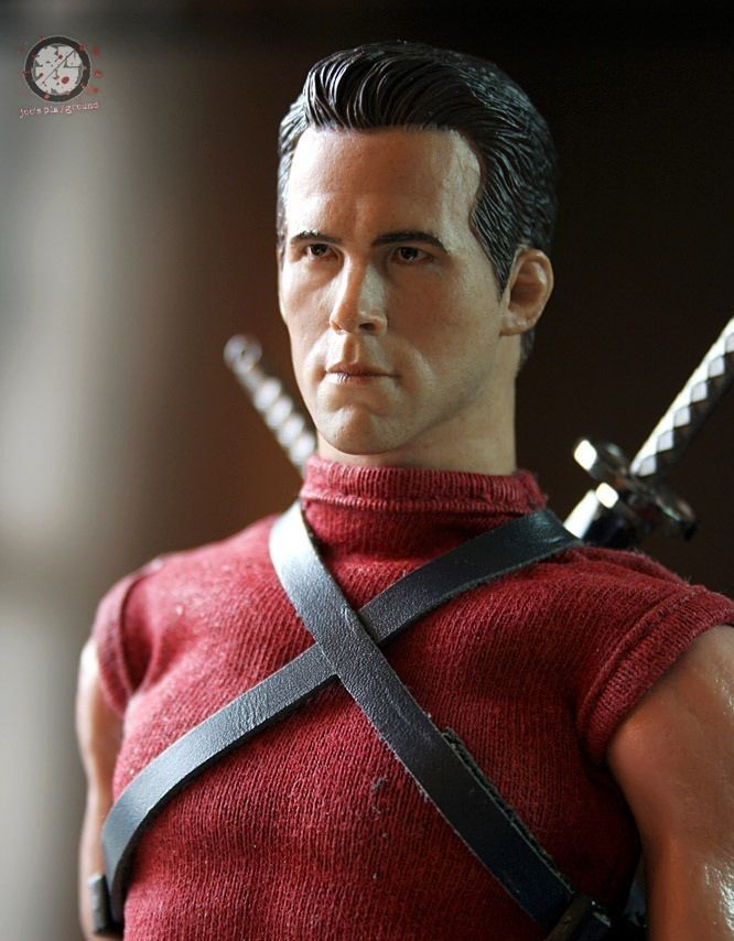 HeadPlay Ryan Reynolds 1/6 Figure Head Sculpt @ DC Direct Hottoys X 