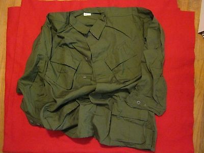 NOS JUNGLE JACKET COAT MANS COTTON OG 107 1969 LARGE LONG