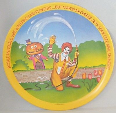 Ronald McDonald Vintage 1977 Collectors Dinner Plate Seasons 