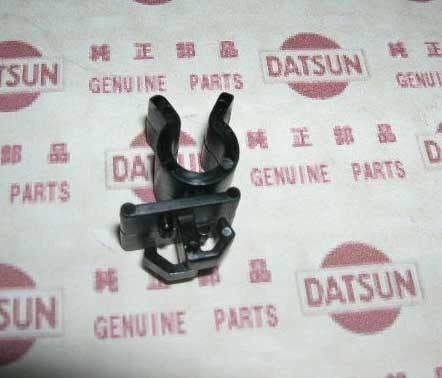 GX Black Hood Rod Clamp, DATSUN 1200 B 110 ute SUNNY